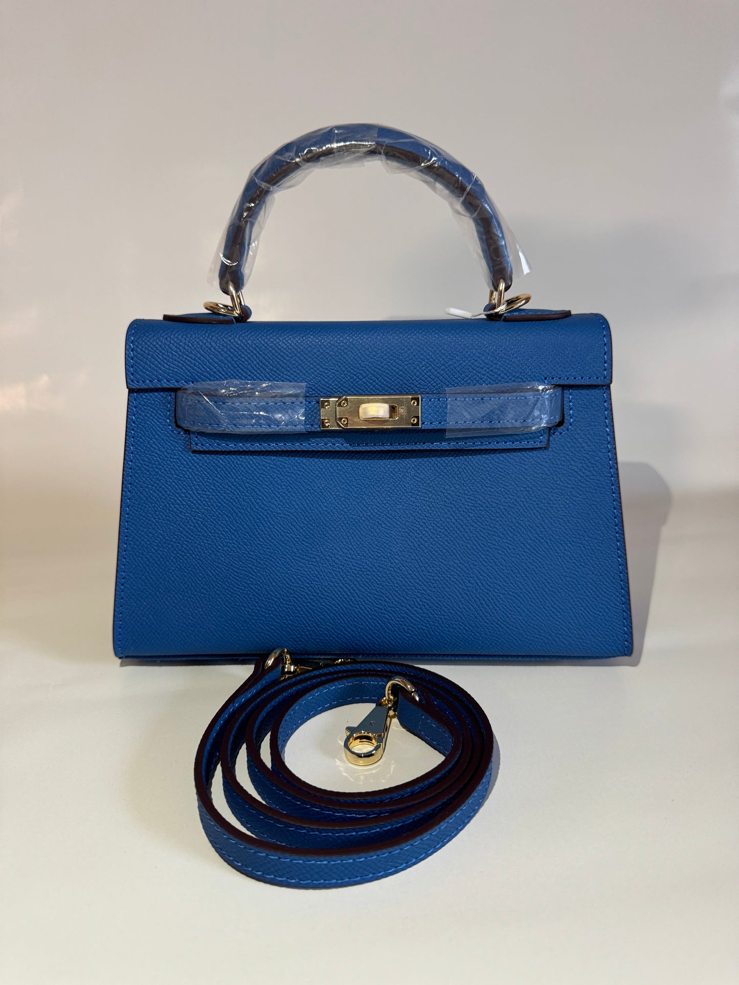MIYA N°1 « BLEU ROI »