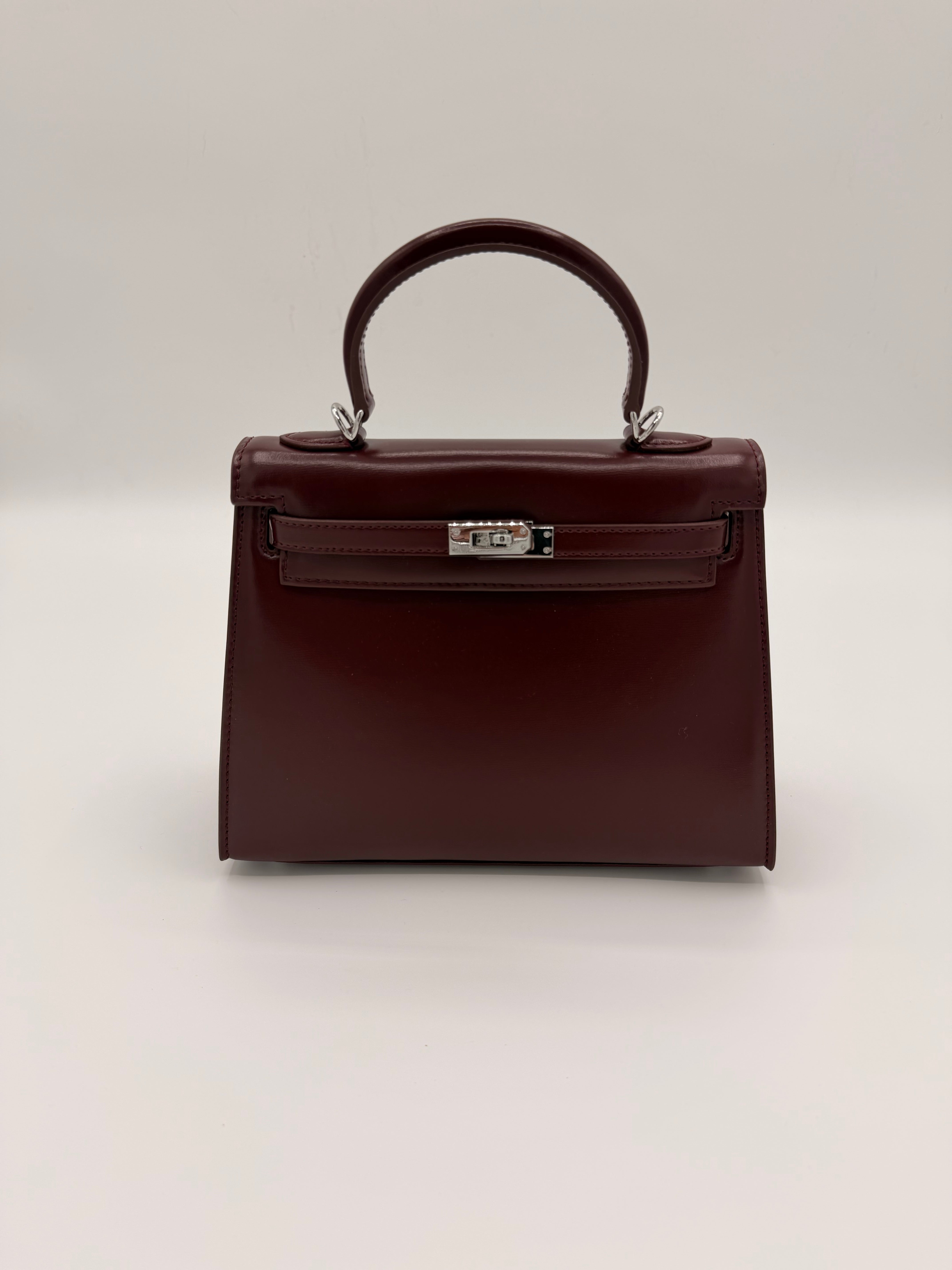 MIYA « CHERRY GLOSS »