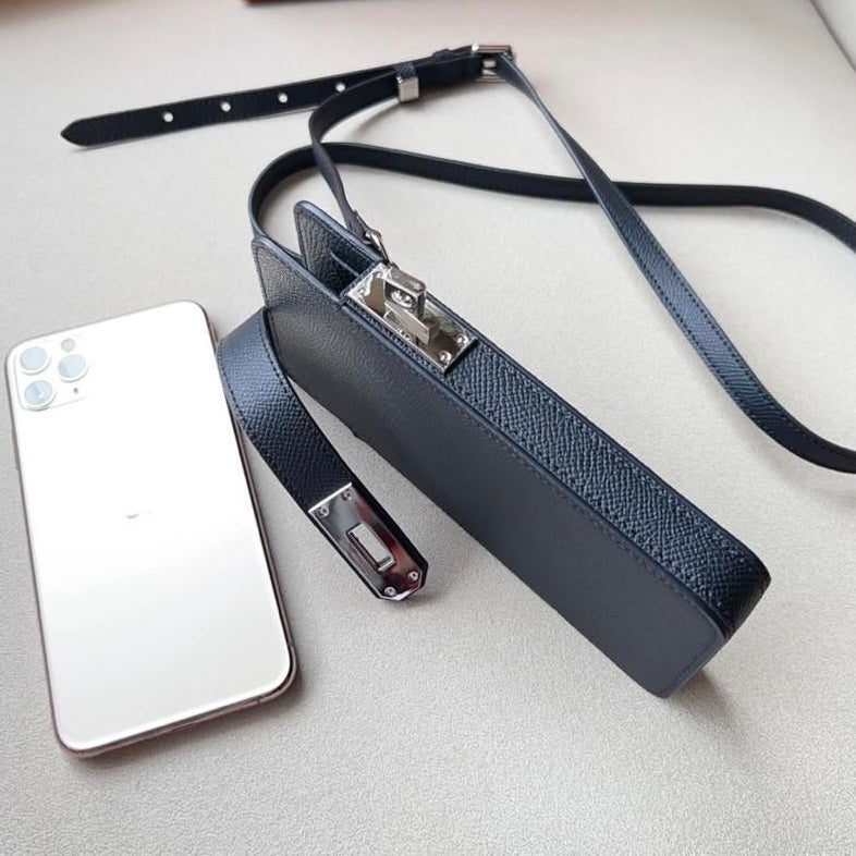 COQUE MIYA « BLACK »