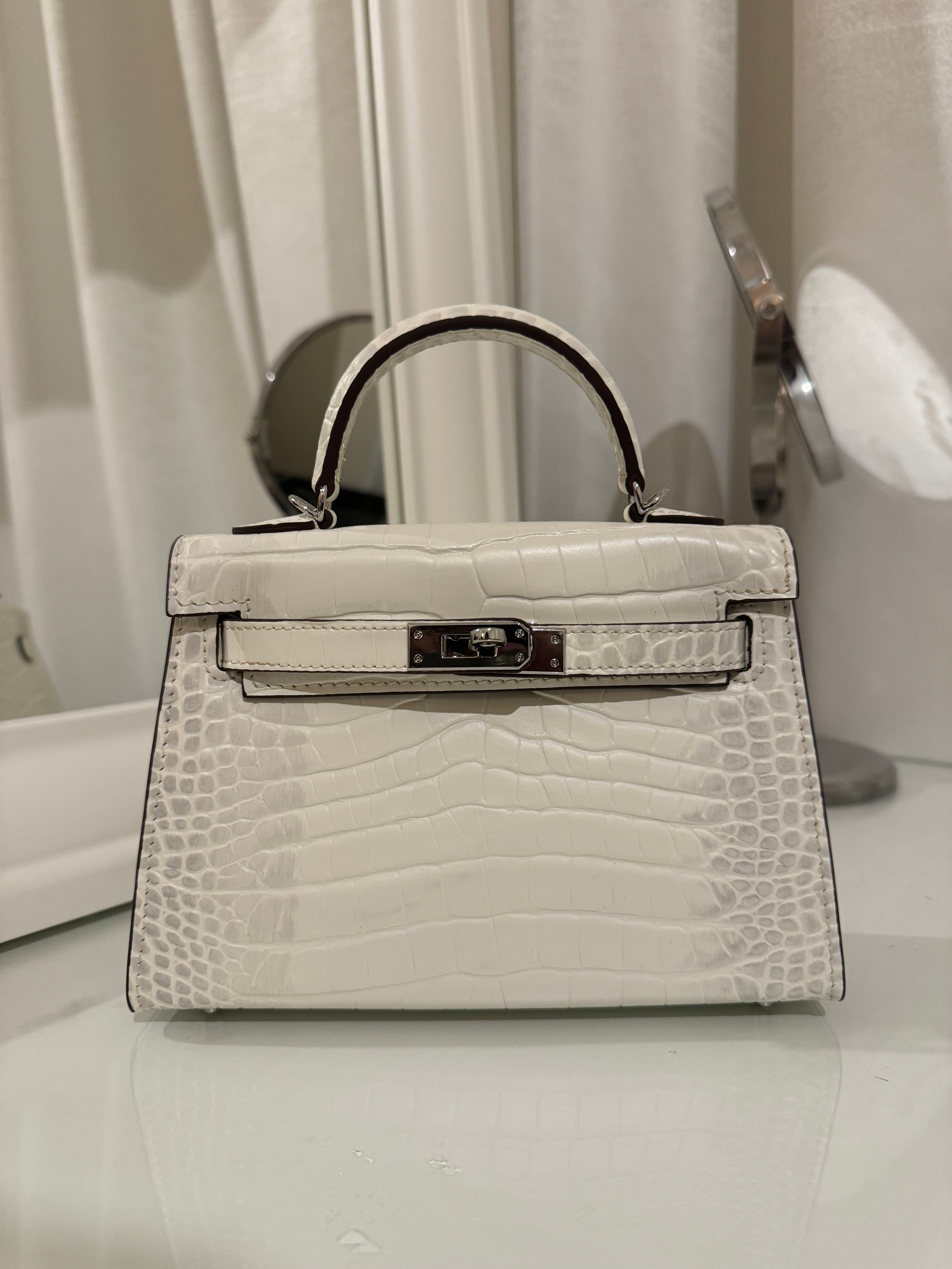 MIYA N°1 « CROCO BLANC »