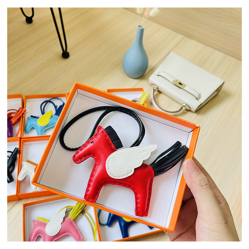 CHARM « CHEVAL TRICOLORE »