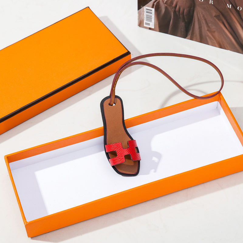 CHARM « SANDALE ROUGE »